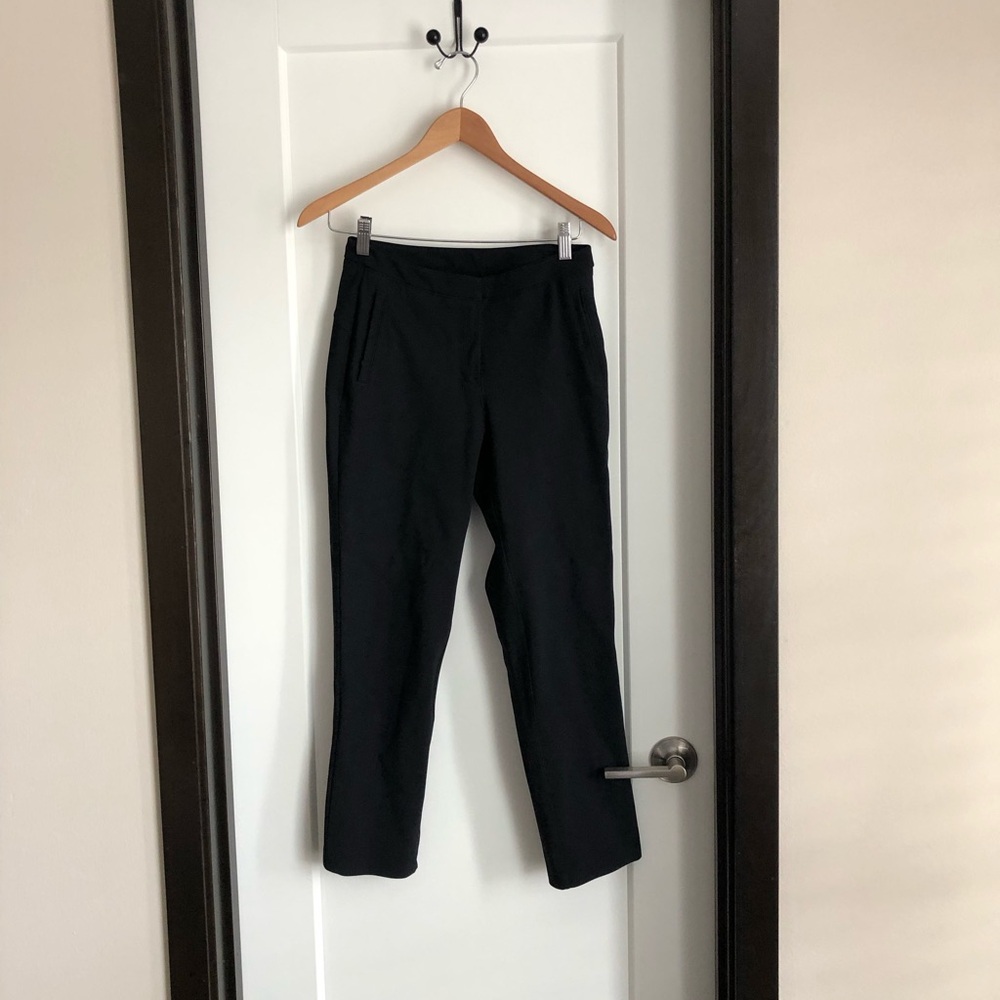Lululemon Daydrift Size 4 Ponte straight leg pants